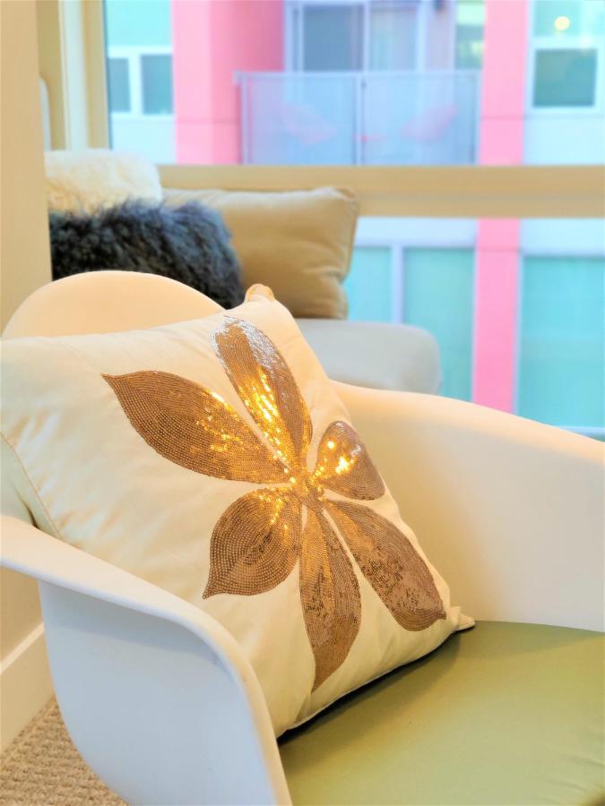 Monki Di Executive Suites - Glas - Luxury Inner City Home 3 Min To Downtown W Private Rooftop Patio Fireplace Κάλγκαρι Εξωτερικό φωτογραφία