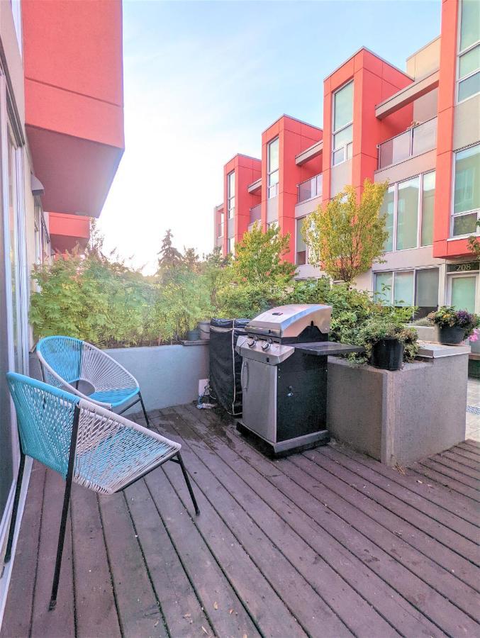 Monki Di Executive Suites - Glas - Luxury Inner City Home 3 Min To Downtown W Private Rooftop Patio Fireplace Κάλγκαρι Εξωτερικό φωτογραφία
