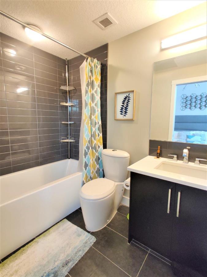 Monki Di Executive Suites - Glas - Luxury Inner City Home 3 Min To Downtown W Private Rooftop Patio Fireplace Κάλγκαρι Εξωτερικό φωτογραφία